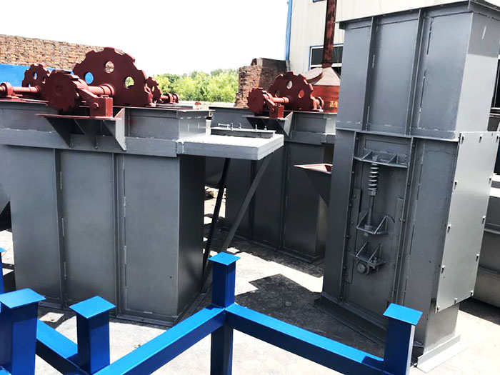 提升機電動機底座振動是怎么回事？